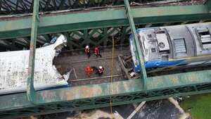 Un choque de trenes en Buenos Aires deja 60 heridos, 30 graves, y dudas sobre su causa - Mundo - ABC Color