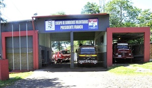 Taiwán dona camión autobomba a bomberos de Presidente Franco - ADN Digital