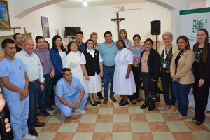 EBY ENTREGÓ EQUIPOS MÉDICOS, INSUMOS Y MEDICAMENTOS AL HOGAR SANTA MARÍA  - Itapúa Noticias