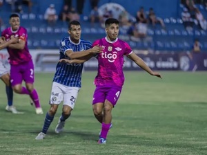 Libertad y Sol de América se miden en crucial duelo