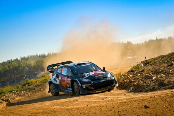 Versus / Rovanperä comanda el viernes en Portugal con Domínguez en punta en la WRC3