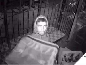 Video: buscan identificar a ladrón que entró a una pizzería para robar cervezas - Policiales - ABC Color
