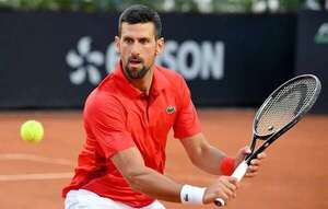 Video: Djokovic recibió un botellazo en la cabeza - Mundo - ABC Color