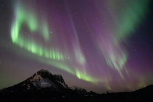 La primera tormenta solar “extrema” en 20 años deja espectaculares auroras polares - .::Agencia IP::.