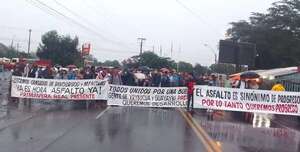 Colonos de Guayaybí y Yrybucuá irán hasta el MOPC para reiterar pedido de asfaltado - Nacionales - ABC Color