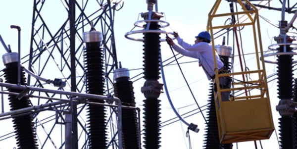 Tras acuerdo sobre Itaipú, ANDE tiene la misión de invertir en redes eléctricas sin perder tiempo - La Tribuna