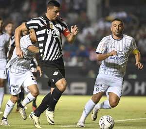 Ángel Martínez: “No estuvimos a la altura del juego” - Fútbol - ABC Color