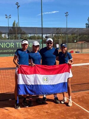 Paraguayas son campeonas sudamericanas invictas en tenis sub 14 - La Tribuna