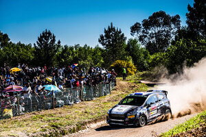 Versus / Domínguez da la nota en Portugal y sigue arriba en la WRC3