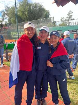 Tenis: Campeonas sudamericanas en Bolivia - Polideportivo - ABC Color