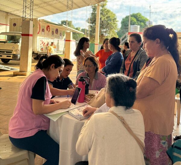 Más de 1.300 servicios brindados en jornadas de Ciudad Mujer Móvil en dos departamentos - .::Agencia IP::.