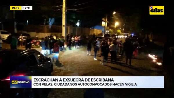 Muerte de escribana: escrachan a la exsuegra y familia - ABC Noticias - ABC Color