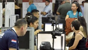 “Mienten con eso de que entregan las cédulas en dos a tres días”