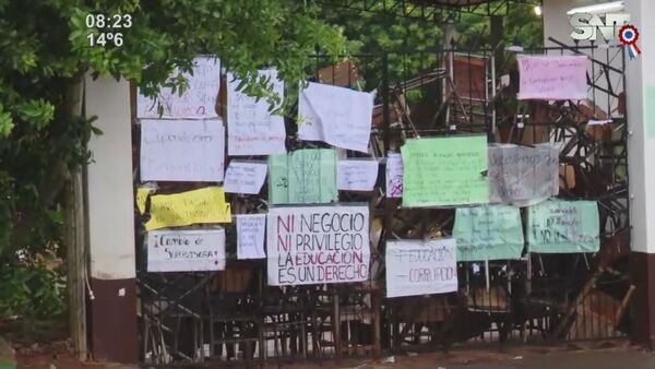 Padres continúan toma de institución educativa de Capiatá - SNT