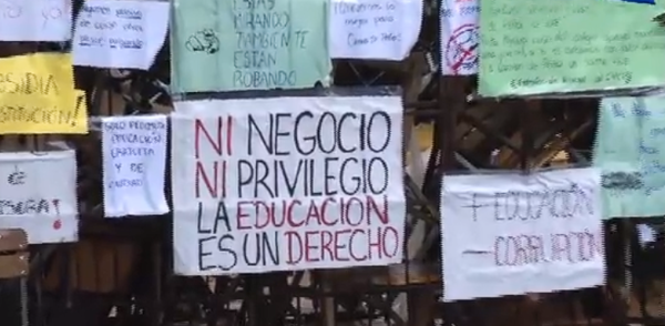 Toma de colegio: Padres y alumnos piden intervención del MEC - C9N