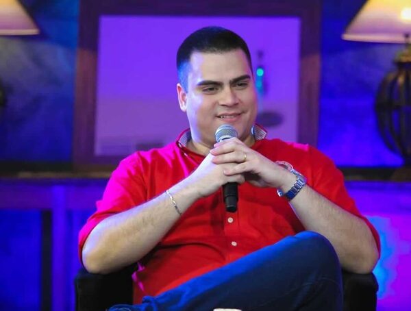 Exjefe de gabinete de 'Nenecho' es imputado por enriquecimiento ilícito · Radio Monumental 1080 AM