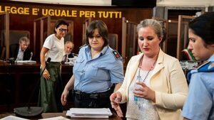 Cadena perpetua para una madre italiana que dejó morir de hambre a su hija