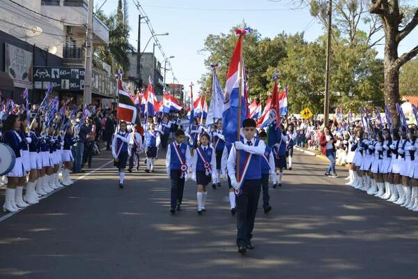 ¡Oficial! El desfile estudiantil no se suspende - Radio Imperio 106.7 FM