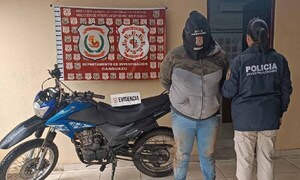 Aprehendieron a uno de los delincuentes que asaltó a una comerciante en Coronel Oviedo – Prensa 5