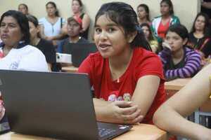 Imparten cursos de informática del SNPP en instituciones educativas de Tte. Irala Fernández