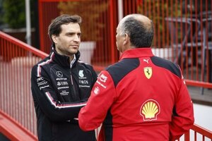 Versus / Ferrari ficha a dos miembros del equipo técnico de Mercedes