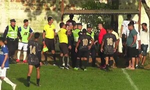 Agredieron a árbitro durante encuentro deportivo en Coronel Oviedo – Prensa 5