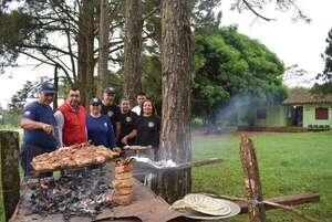 Con colectas y polladas subsisten bomberos voluntarios de distritos de Paraguarí - Nacionales - ABC Color