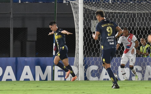 Versus / Trinidense, con las chances mínimas pero con la esperanza intacta en la Copa Sudamericana