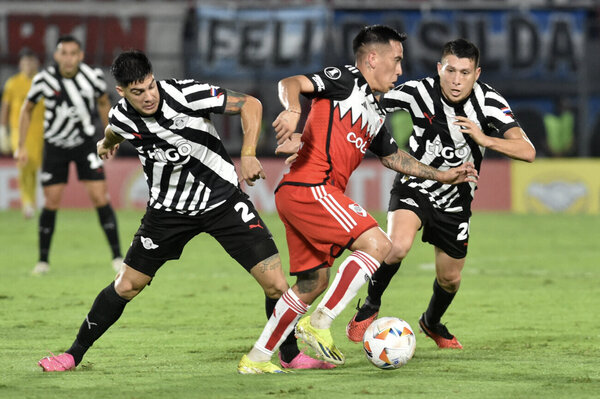 En Argentina, Libertad se juega la vida en la Copa Libertadores ante River Plate - Radio Imperio 106.7 FM