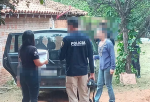 Detienen a joven automovilista por masturbarse en la vía pública - Noticiero Paraguay
