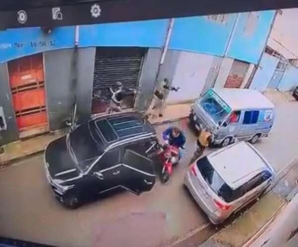 Video: “bandidos” intentan robar carga de electrónicos en centro de CDE - ABC en el Este - ABC Color