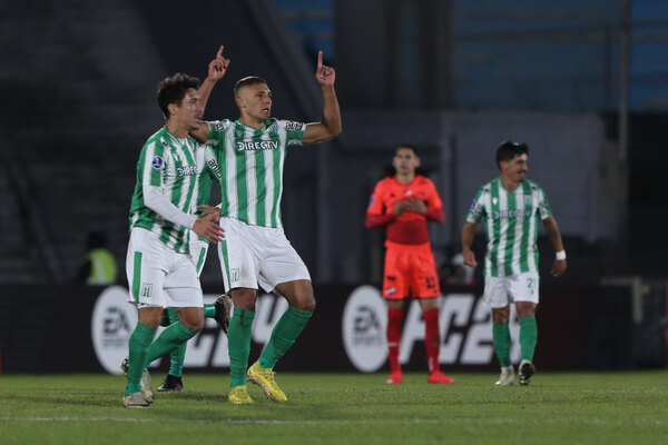 Versus / Nacional vuelve a perder y concreta su eliminación de la Sudamericana