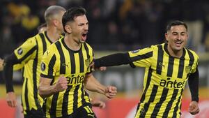 Peñarol saca provecho del balón parado para vencer a Mineiro