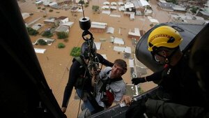 Sube a 149 la cifra de personas muertas por las lluvias en Rio Grande do Sul