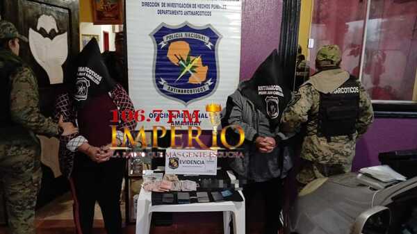 Antinarcóticos detiene a dos personas por microtráfico a media cuadra de una escuela - Radio Imperio 106.7 FM