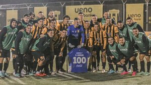 Servio llegó a los 100 juegos con Guaraní
