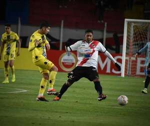 Trinidense perdió en Potosí y dijo adiós a la Copa Sudamericana - Sportivo Trinidense - ABC Color