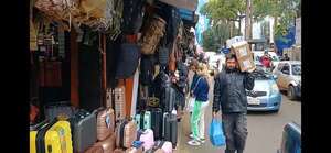 Reportan buenas ventas en comercios esteños en días feriados - ABC en el Este - ABC Color