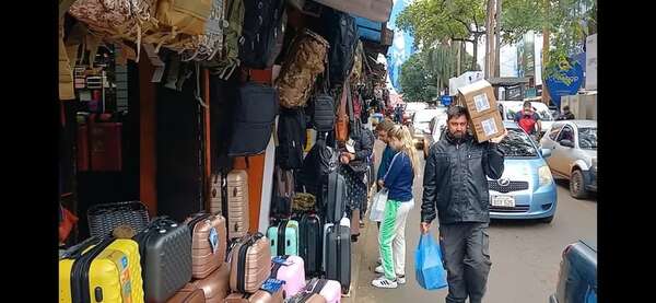 Reportan buenas ventas en comercios esteños en días feriados - ABC en el Este - ABC Color