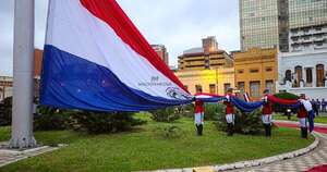 La Nación / Presidente dio inicio a los festejos patrios en el Palacio de Gobierno - OJO Galería