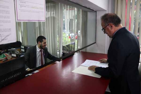 Quieren “seguir lucrando desmedidamente”: Denuncian a responsables del paro del transporte público