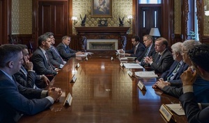 Peña se reunió en la Casa Blanca con Consejeros del presidente Biden