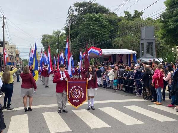 Luque celebró con fervor el Día de la Patria y de la Madre - Nacionales - ABC Color