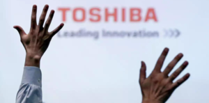 Toshiba recortar谩 4.000 empleos para reducir costes - Revista PLUS