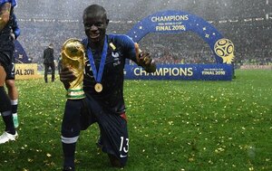 Versus / Francia incluye por sorpresa a N'Golo Kanté en su lista para la Eurocopa