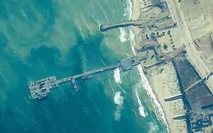 EE.UU. comienza a desembarcar ayuda a Gaza a través del muelle artificial que ha instalado - Mundo - ABC Color