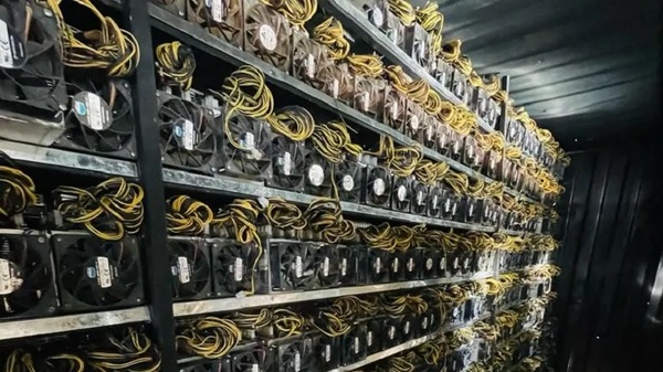 Endurecerán sanciones contra criptomineros ilegales - Noticias Paraguay