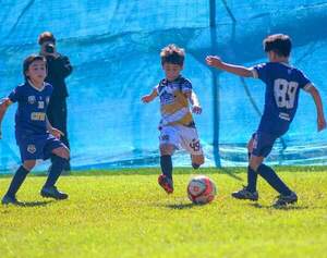 Éxito total en el certamen de fútbol de escuelas en Cambyretá