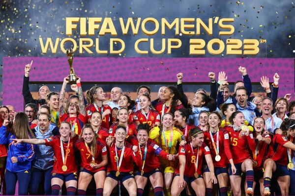 Versus / El Mundial Femenino de fútbol se jugará por primera vez en Sudamérica