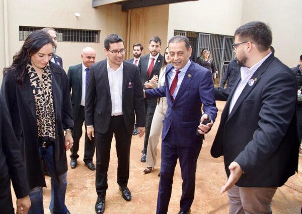 Gobernador de Alto Paraná destaca nuevo centro penitenciario